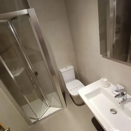 维洛比酒店 3*
