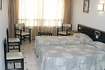 מלון Vilobi Viloví de Oñar